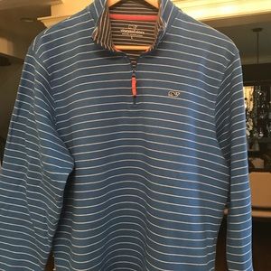 Vineyard Vines Large pullover